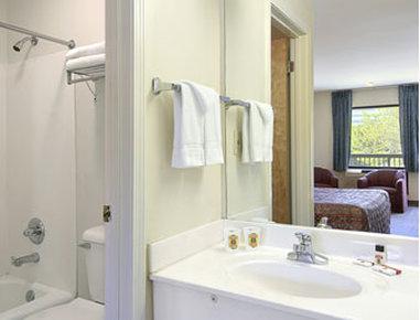 Super 8 By Wyndham Marietta/west/atl Area Hotel Marietta