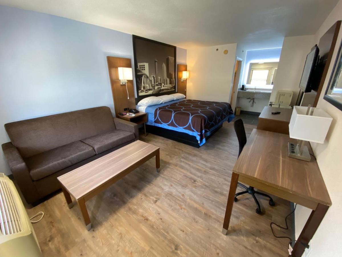 Hotel Super 8 By Wyndham Marietta/west/atl Area 2*